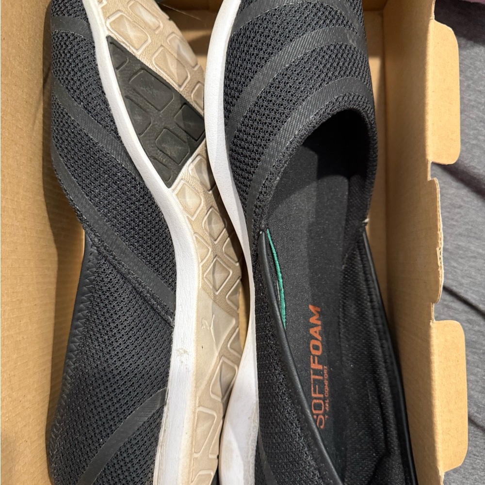 Puma Black Flats with Soft Foam